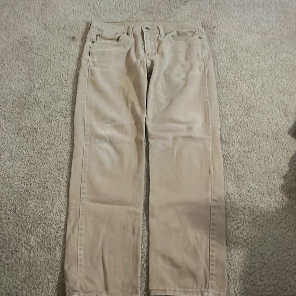 Levi’s Cacky Jean